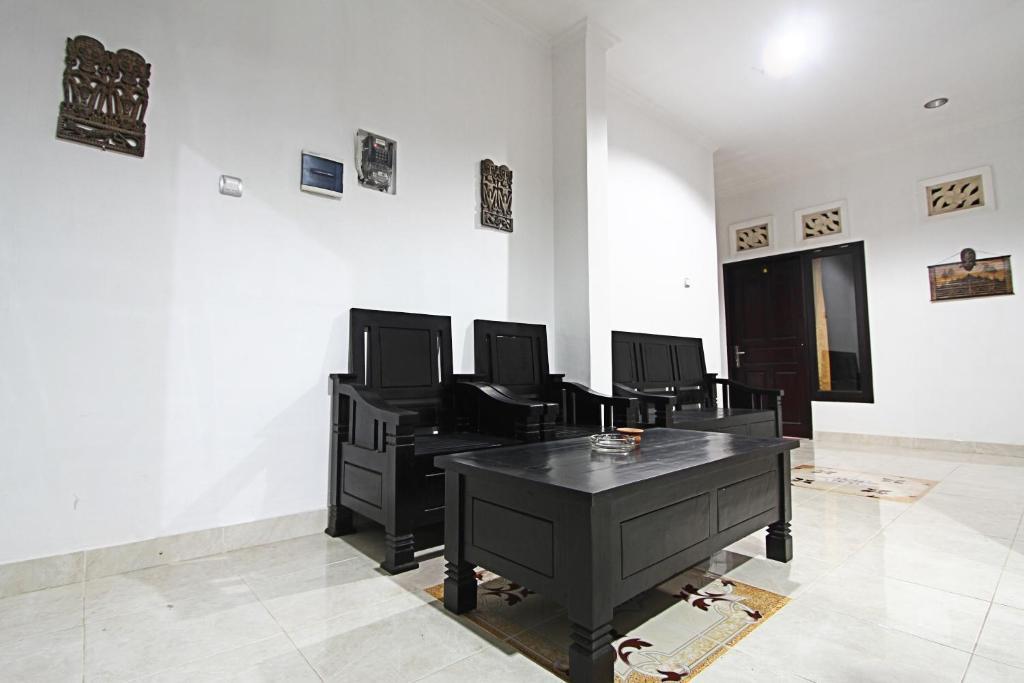Reddoorz Near Stadion Kompyang Sujana Bali Denpasar Dış mekan fotoğraf